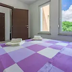 Lichtdurchflutetes Mit Meerblick, Privatem Balkon, Wifi, Privatparkplatz