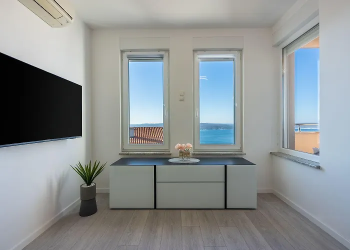 דירה Lichtdurchflutetes Mit Meerblick, Privatem Balkon, Wifi, Privatparkplatz קריקווניצה