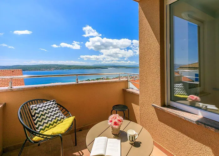 Lichtdurchflutetes Mit Meerblick, Privatem Balkon, Wifi, Privatparkplatz דירה *