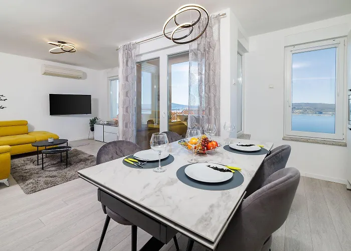 Lichtdurchflutetes Mit Meerblick, Privatem Balkon, Wifi, Privatparkplatz קריקווניצה