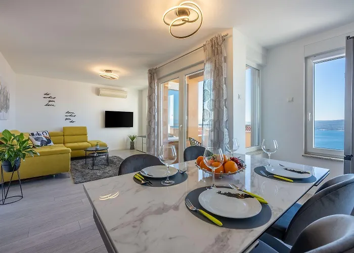 Lichtdurchflutetes Mit Meerblick, Privatem Balkon, Wifi, Privatparkplatz קריקווניצה