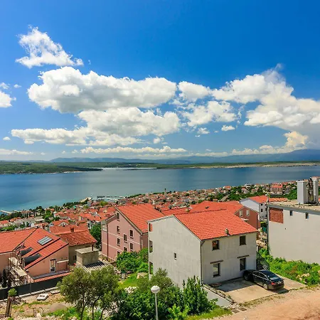 Apartment Lichtdurchflutetes Mit Meerblick, Privatem Balkon, Wifi, Privatparkplatz Crikvenica